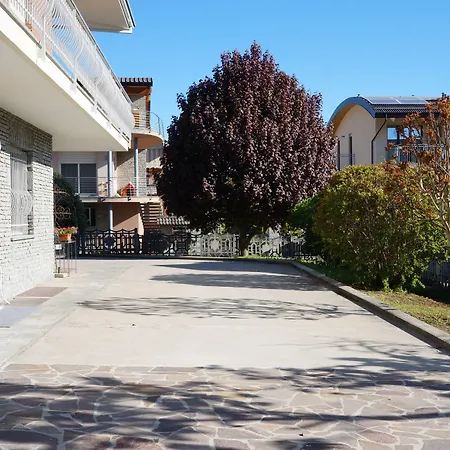 Buondi In Langa 2* Alba (Piedmont)