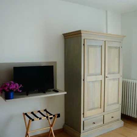 Bed & Breakfast Buondi In Langa 2*