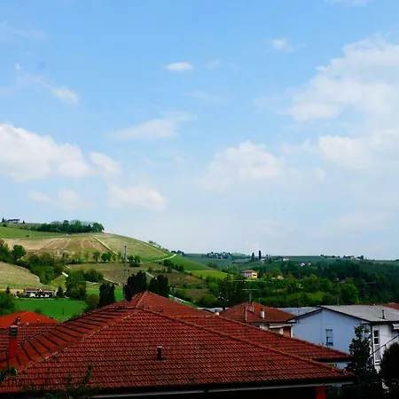 Buondi In Langa Bed & Breakfast 2*