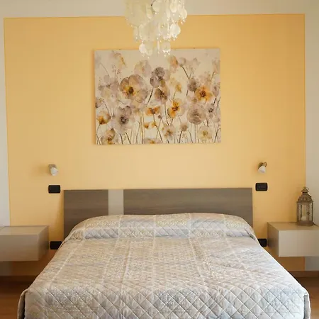 Bed & Breakfast Buondi In Langa 2*